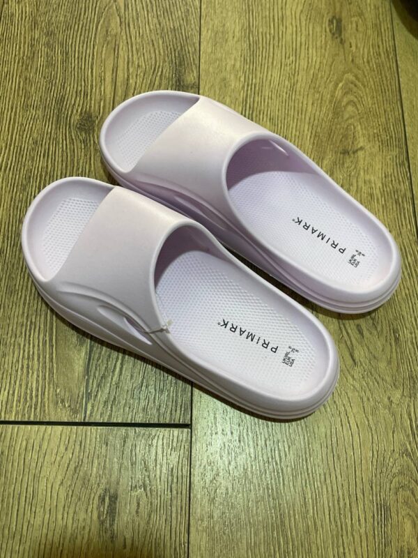 Шльопанці жіночі резинові Primark об'ємні лілові