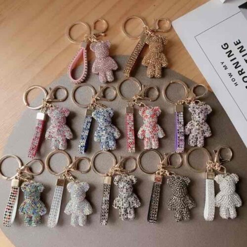 5a621448-05d9-49b2-9359-0fbde0784564.jpg Брелок "Ведмедик" зі стразами