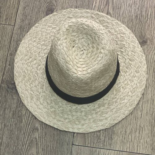 630da392-d3c5-4d3d-8f84-da6cef57fdd3.jpg Капелюх "Федора" Primark з чорнрою стрічкою беж