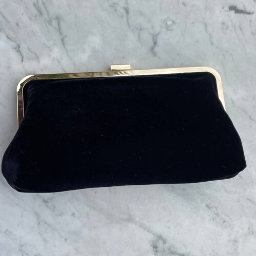 Сумочка-клатч вечірня Primark оксамитова з золотою застібкою чорна