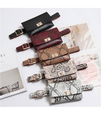 Сумочка жіноча поясна зміїний принт еко-шкіра червона