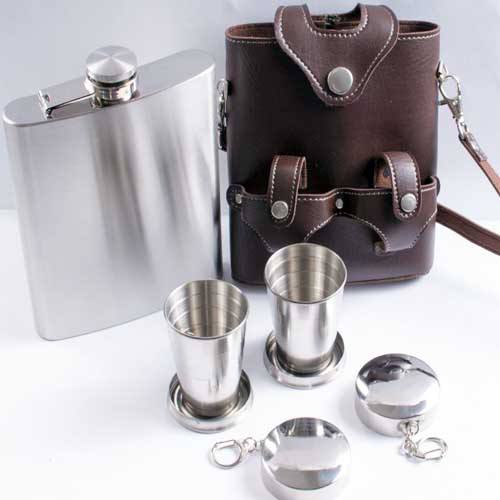 Набір фляга у чохлі з розсувними чарками