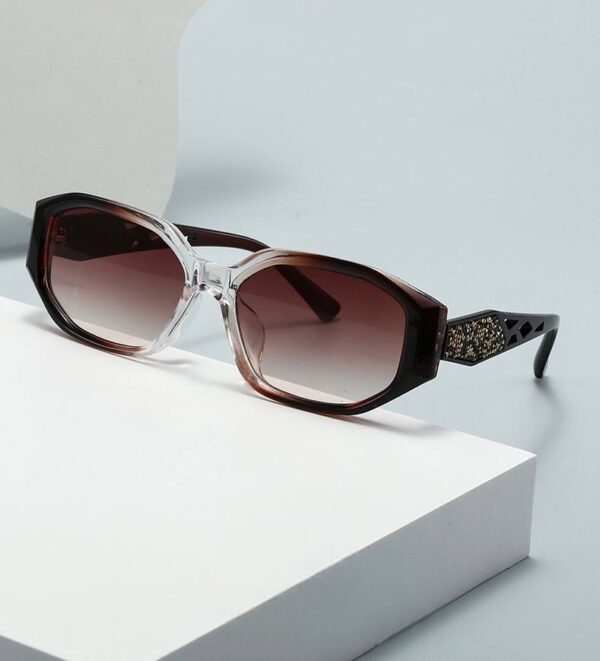 Окуляри жіночі сонцезахисні "Квадратно-овальні" геометрична дуга (10107)