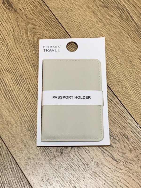 Обкладинка на паспорт Primark золотиста