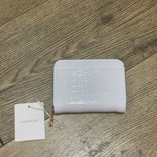 Гаманець Primark компактний "крокодил" лакований білий