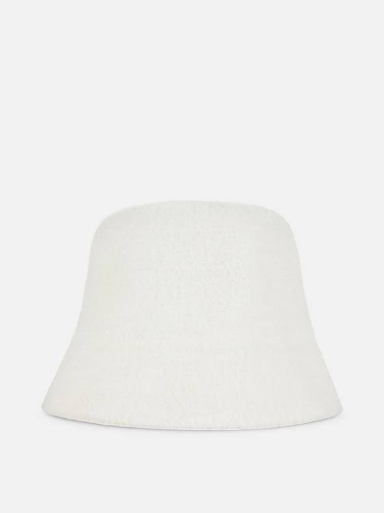 Панама Primark осінь/зима пухнаста біла