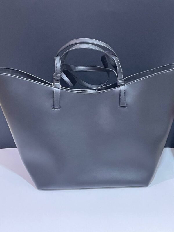 Сумочка Primark велика жорстка з подвійними ручками чорна