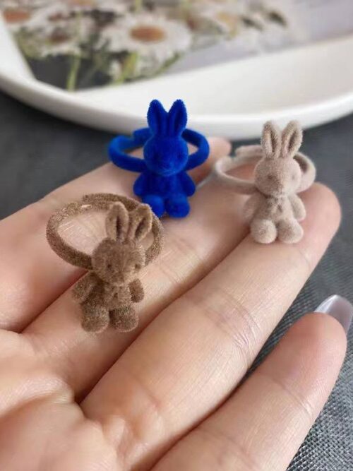 Каблучка жіноча з флоковим напиленням "Зайчик" (10525)