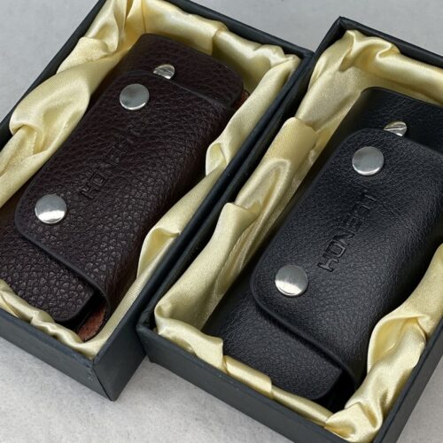 d687b4f1-f37d-4434-8b8f-dd714b85c41a.jpg Ключниця-брелок портативна HONEST чорна/коричнева