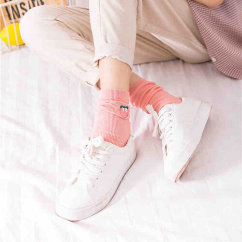 dd2ab9ef-522a-422f-b388-c8ebf56fb33e.jpg Шкарпетки з вишивкою