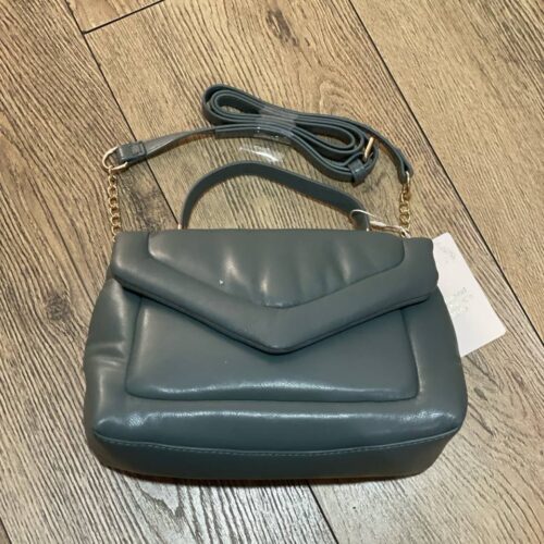 Сумочка-конверт Primark дута стьобана зелена хакі