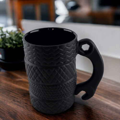 Чашка керамічна "Шини з гайковим ключем" фігурна 450 мл