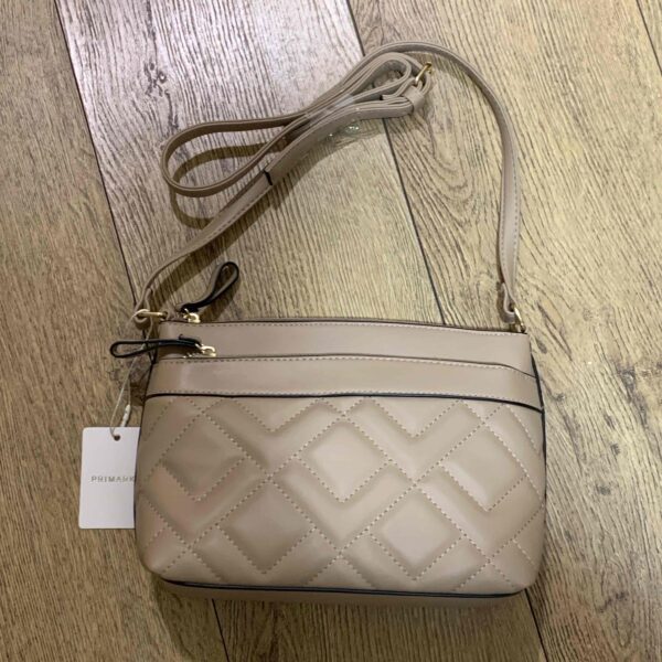 Сумочка стьобана Primark з кишенею беж