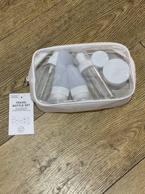 Набір дорожніх баночок 6 в 1 в косметичці білий Primark