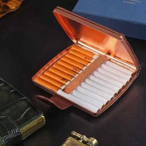 Портсигар з текстурою крокодила на 10 сигарет GVIPAI коричневий