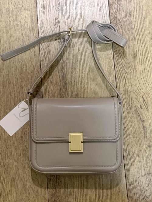 7d7cecda-4438-49dd-b5d5-53c437b82623.jpg Сумочка-міні Primark "Портфель" беж