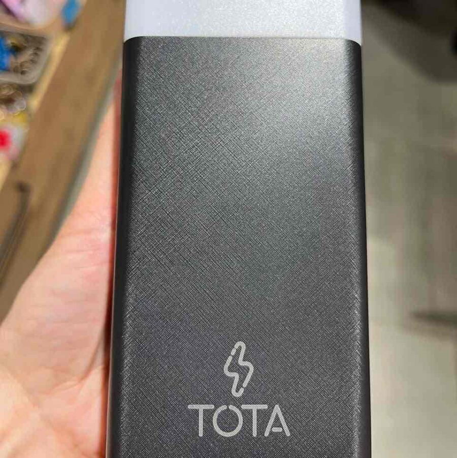 Power Bank TOTA 30000 MaH з ліхтариком чорний/білий