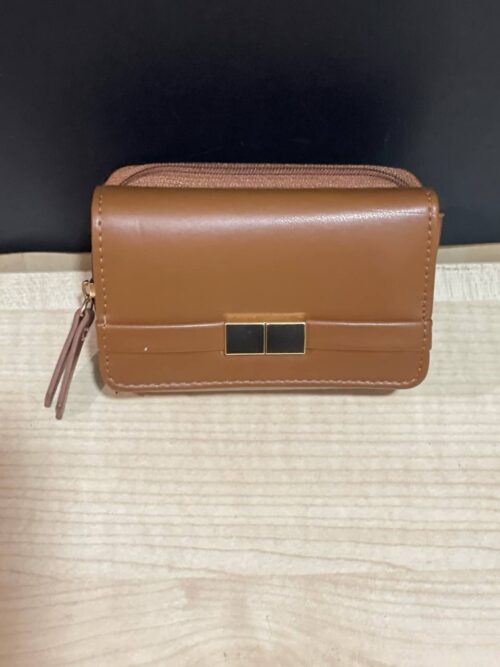 f9b669e3-b1ee-450d-a708-c4fa6542a796-6.jpg Гаманець компактний Primark з золотою застібкою коричневий